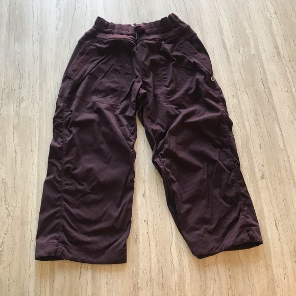 Lululemon Studio Crop No Liner - Picture 2 of 5